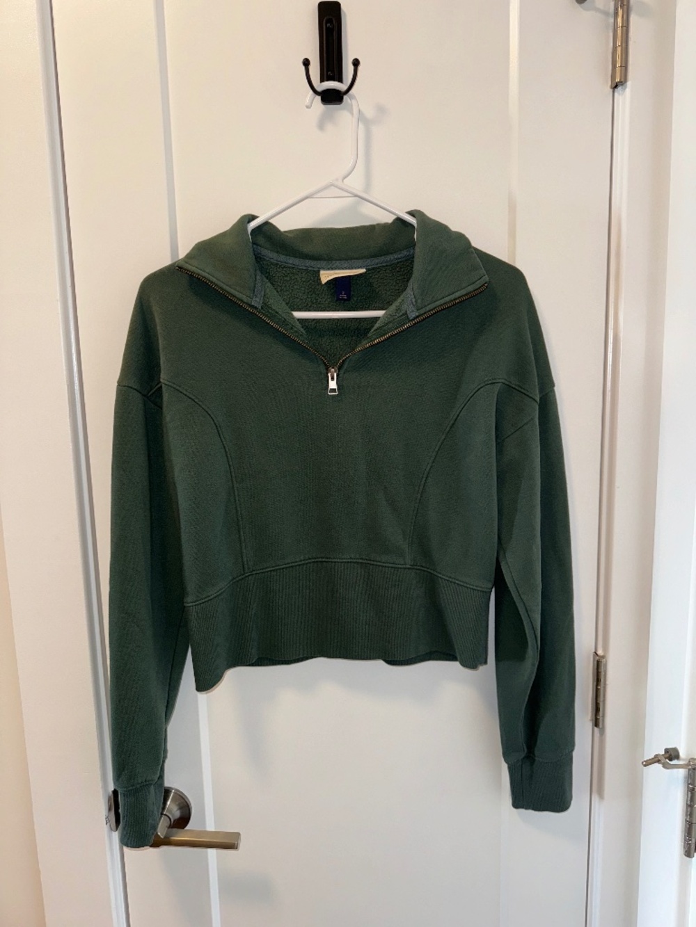 Universal Thread Green Half-Zip Cropped Sweatshirt - size S